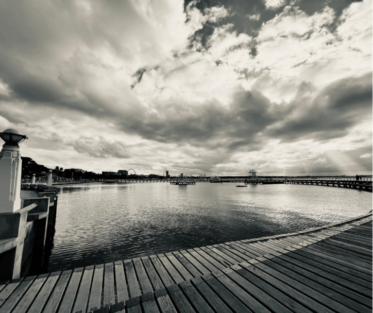 Geelong Eastern Beach Swimming Pier